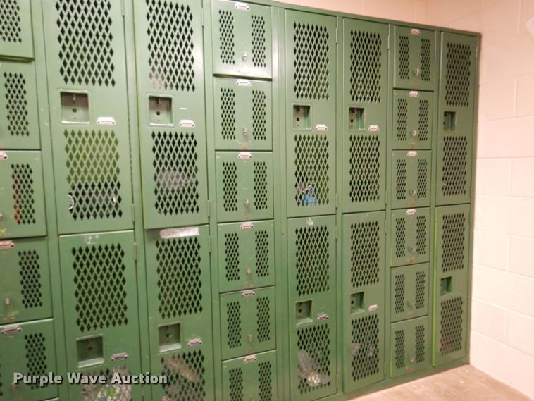 image for item JT9562 (4) lockers sets