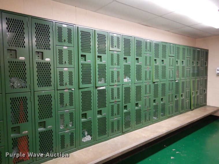 image for item JT9562 (4) lockers sets