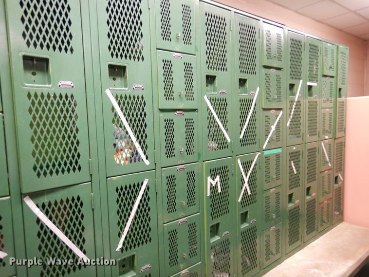 image for item JT9562 (4) lockers sets