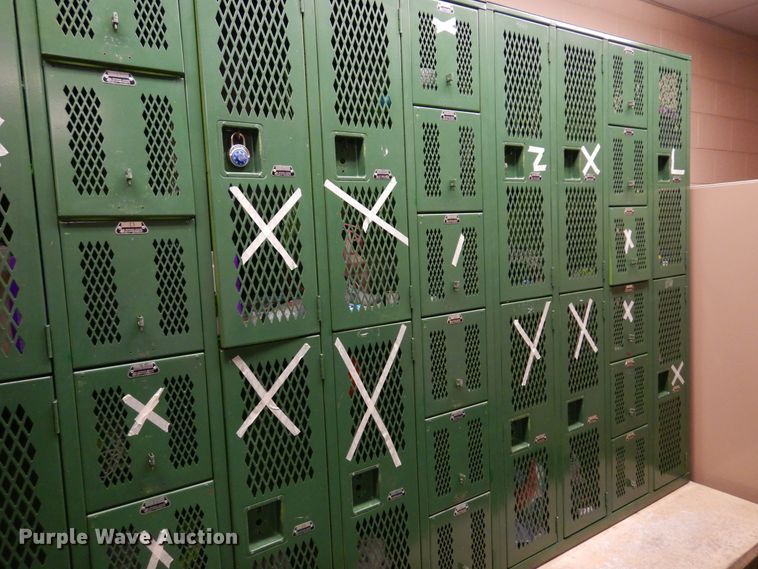 image for item JT9562 (4) lockers sets