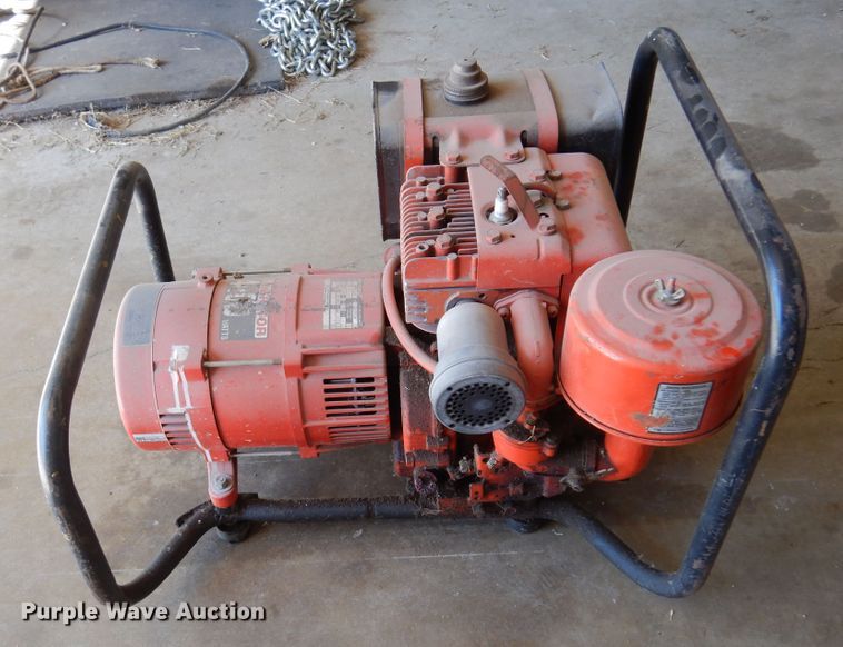 image for item JT9581 Homelite 4400  generator