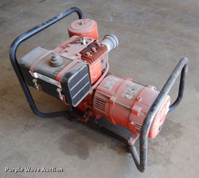 image for item JT9581 Homelite 4400  generator