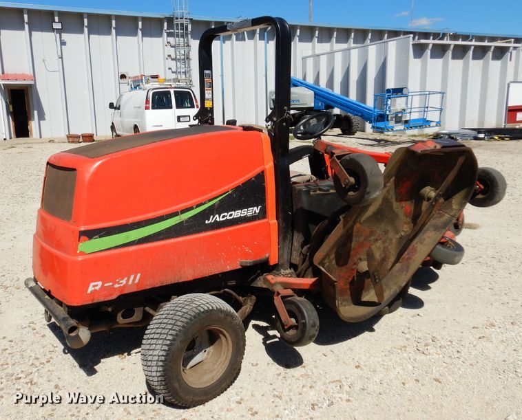 image for item JT9588 Jacobsen R-311  lawn mower