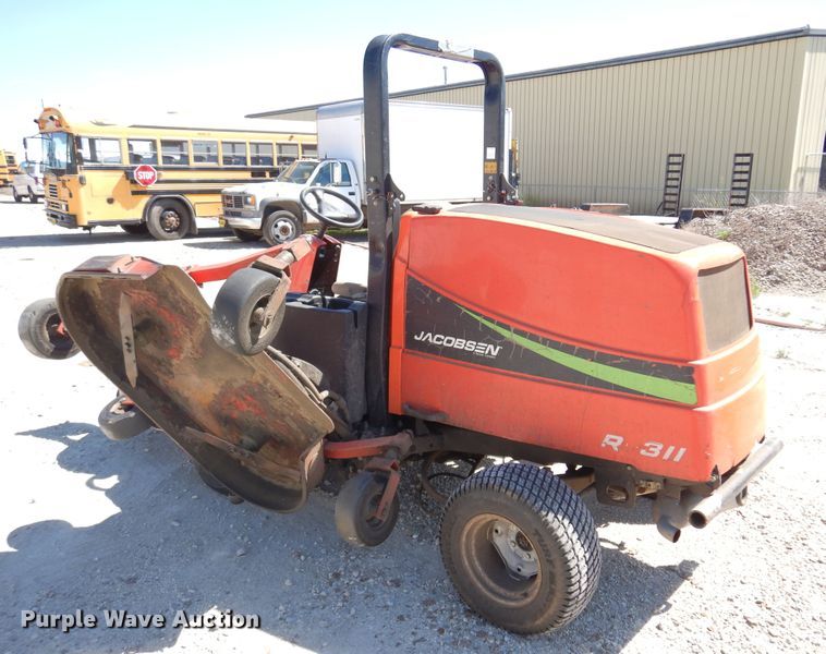 image for item JT9588 Jacobsen R-311  lawn mower