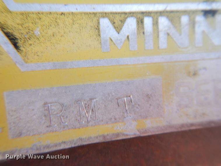 image for item JZ9862 RMT oil distributor trailer