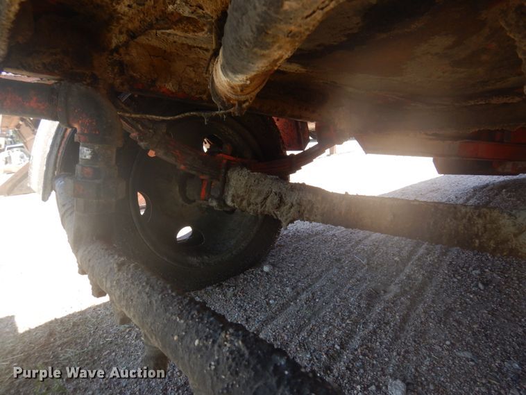 image for item JZ9862 RMT oil distributor trailer