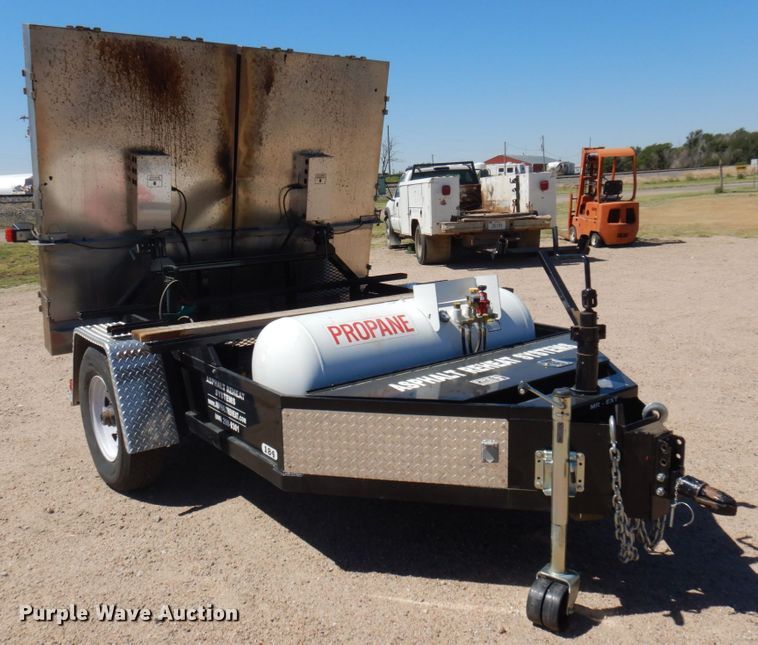 image for item JZ9867 2008 Asphalt Reheat System ARS2  asphalt recycler