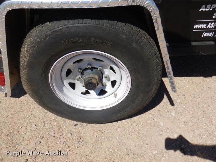 image for item JZ9867 2008 Asphalt Reheat System ARS2  asphalt recycler