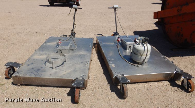 image for item JZ9867 2008 Asphalt Reheat System ARS2  asphalt recycler