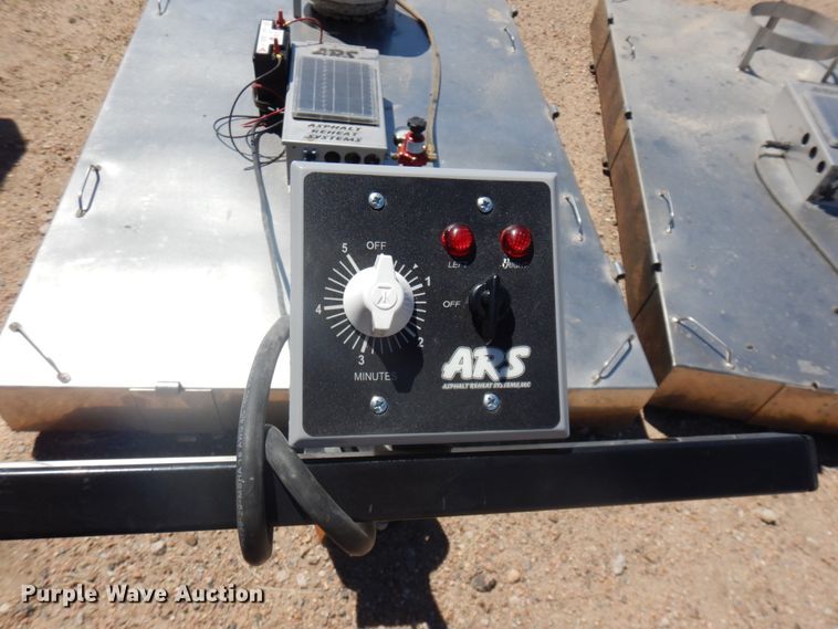 image for item JZ9867 2008 Asphalt Reheat System ARS2  asphalt recycler