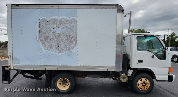 image for item KD9495 1998 Isuzu NPR  box truck