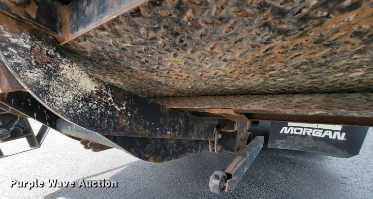 image for item KD9495 1998 Isuzu NPR  box truck