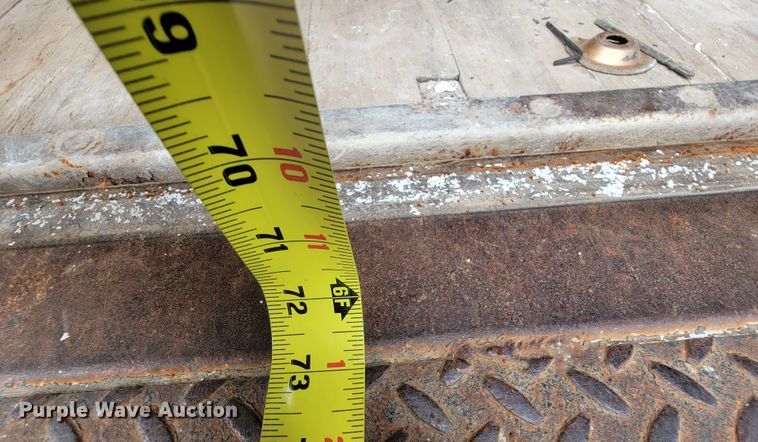 image for item KD9495 1998 Isuzu NPR  box truck