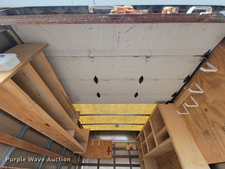 image for item KD9495 1998 Isuzu NPR  box truck