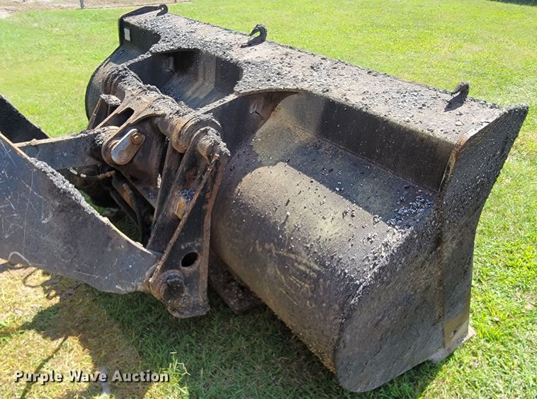 image for item KD9522 2004 John Deere 444J  wheel loader