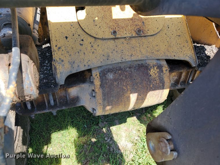 image for item KD9522 2004 John Deere 444J  wheel loader