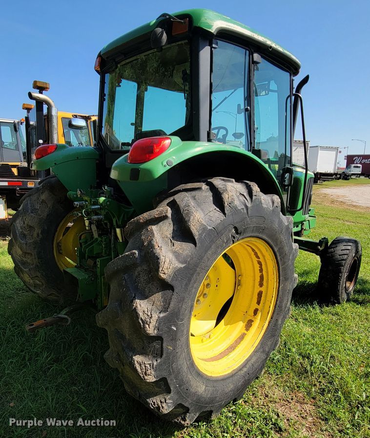 image for item KD9523 2005 John Deere 6415  tractor