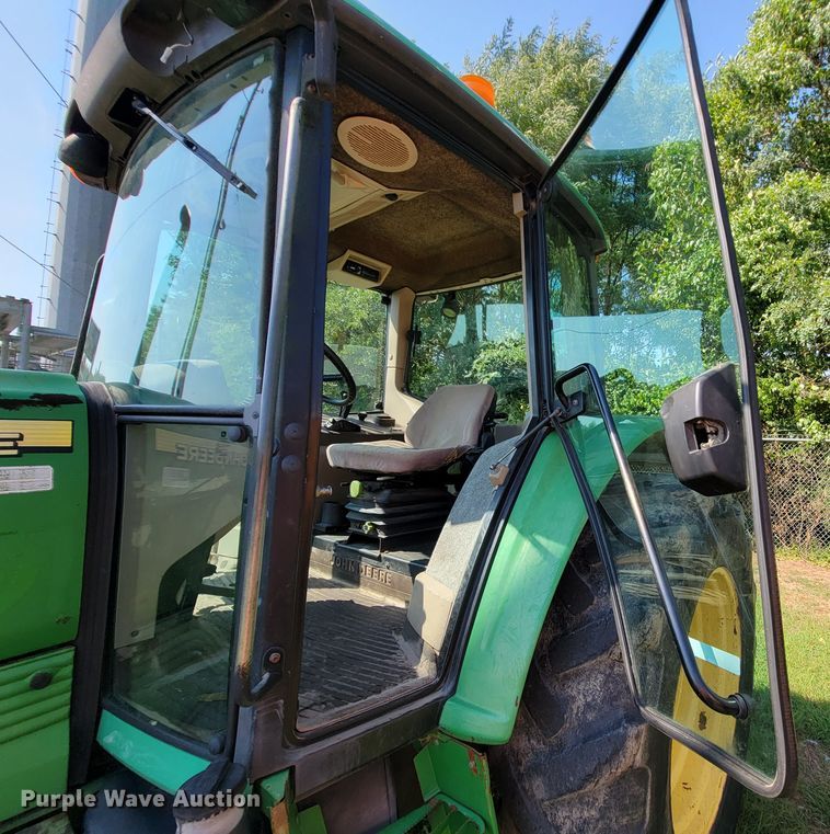 image for item KD9523 2005 John Deere 6415  tractor