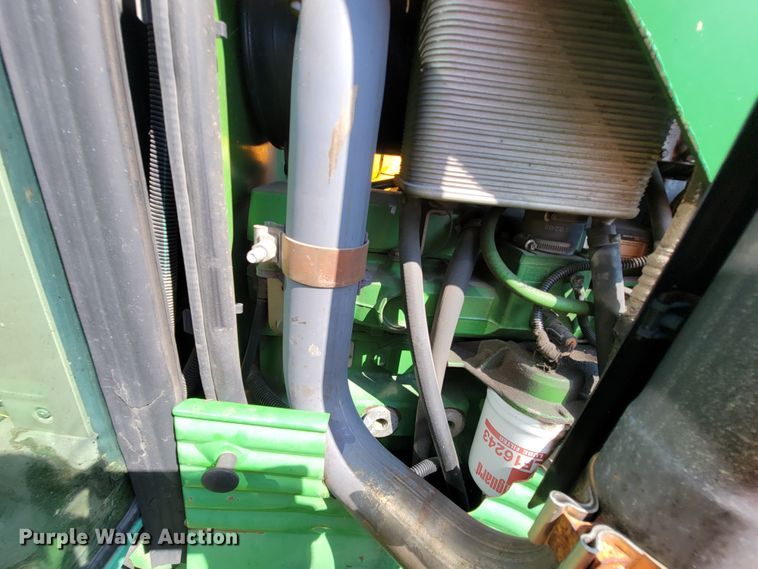 image for item KD9523 2005 John Deere 6415  tractor