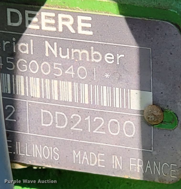 image for item KD9523 2005 John Deere 6415  tractor