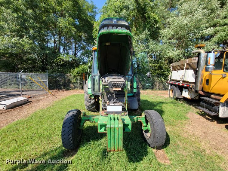 image for item KD9523 2005 John Deere 6415  tractor