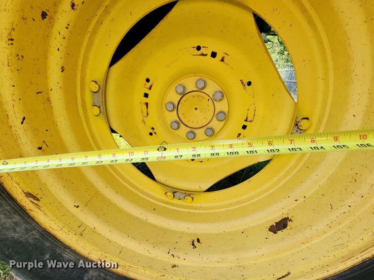 image for item KD9523 2005 John Deere 6415  tractor