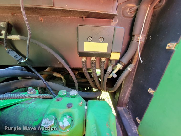 image for item KD9523 2005 John Deere 6415  tractor