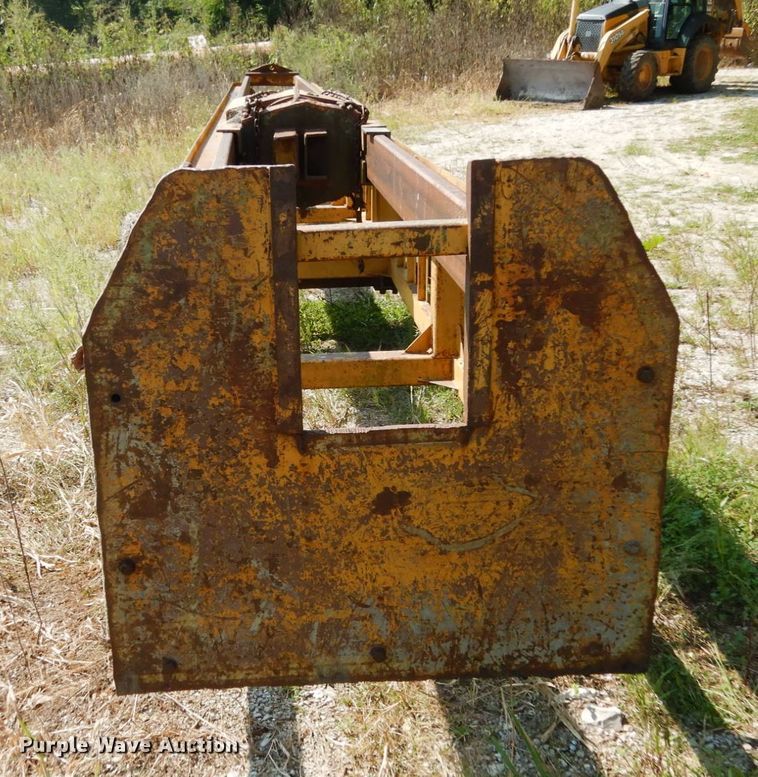 image for item KI9619 Pile driver