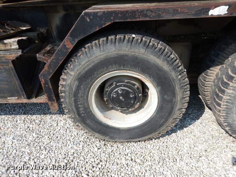 image for item KI9620 1975 Fmc Link-belt HC-78B  crane