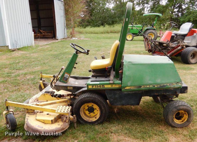 image for item KI9644 John Deere F1145  lawn mower