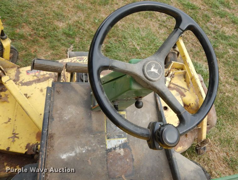 image for item KI9644 John Deere F1145  lawn mower