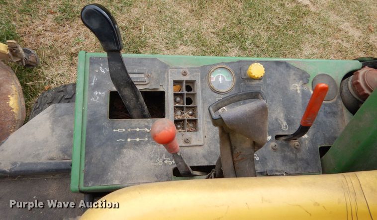 image for item KI9644 John Deere F1145  lawn mower