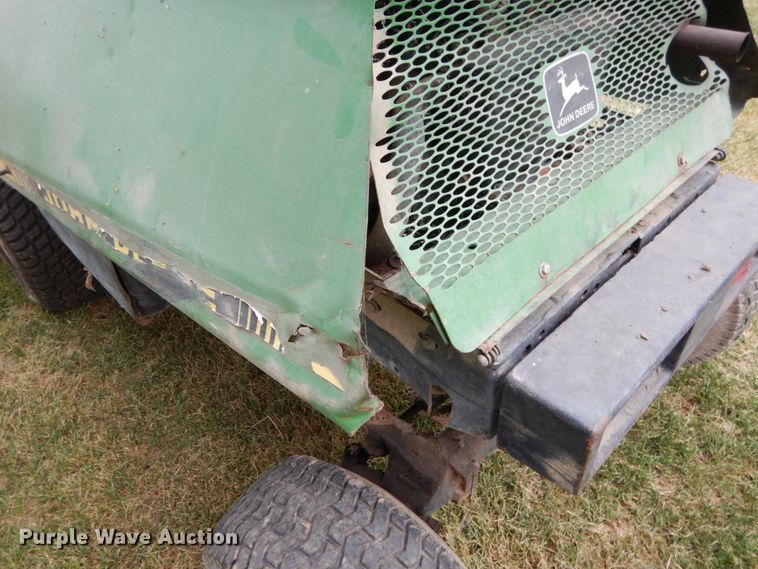 image for item KI9644 John Deere F1145  lawn mower