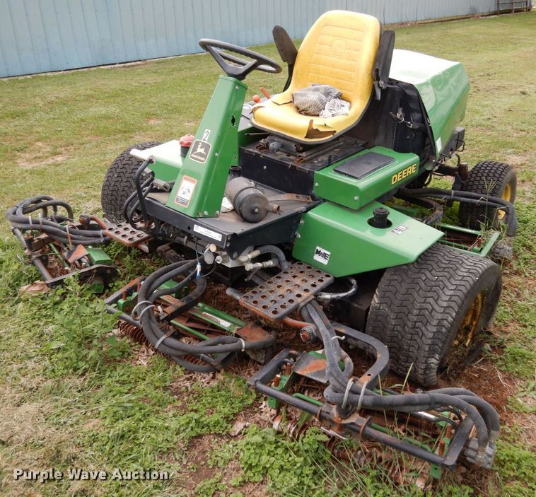 image for item KI9645 John Deere 3215A  reel mower