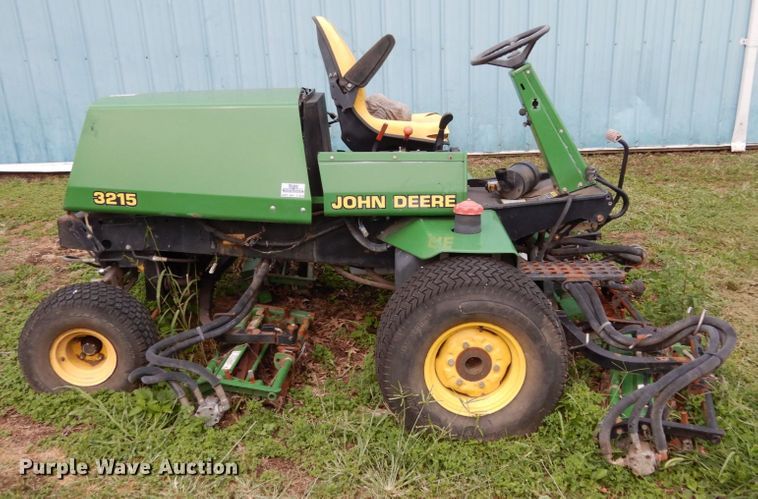 image for item KI9645 John Deere 3215A  reel mower