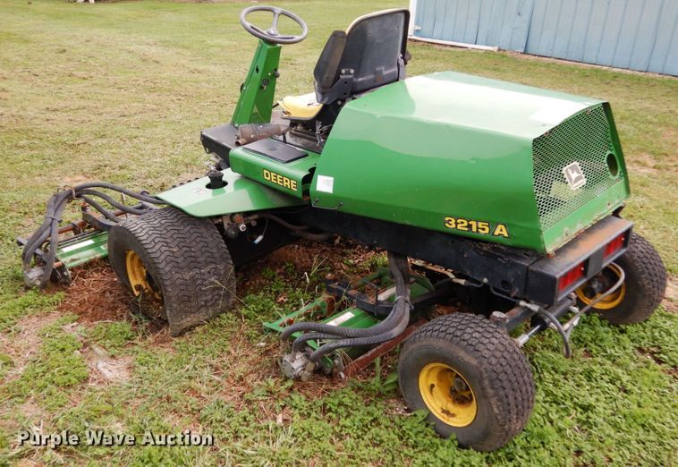 image for item KI9645 John Deere 3215A  reel mower