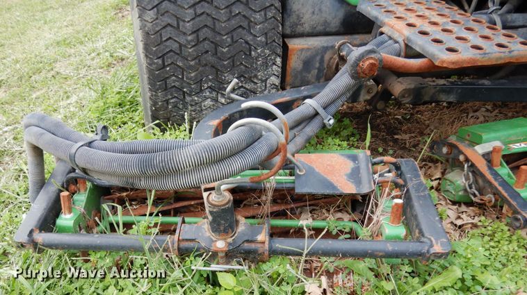 image for item KI9645 John Deere 3215A  reel mower