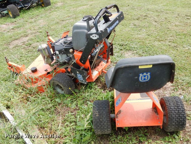 image for item KI9646 Husqvarna W4815  ZTR lawn mower