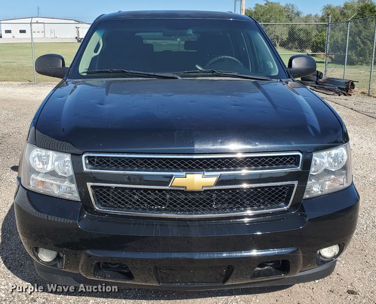 image for item KK9200 2014 Chevrolet Suburban 1500  SUV