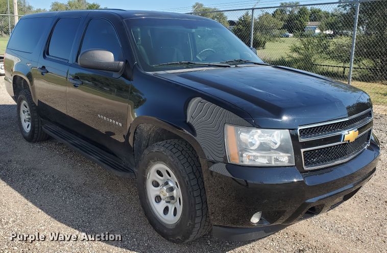 image for item KK9200 2014 Chevrolet Suburban 1500  SUV