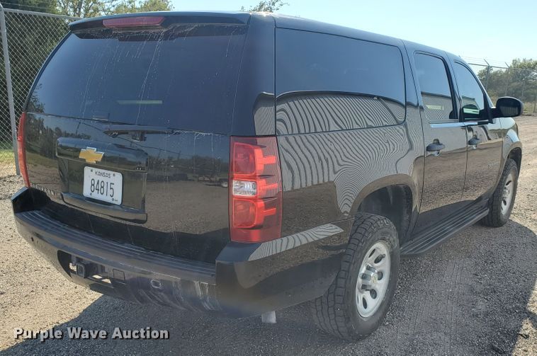 image for item KK9200 2014 Chevrolet Suburban 1500  SUV