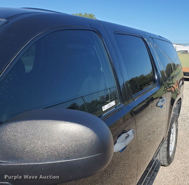 image for item KK9200 2014 Chevrolet Suburban 1500  SUV