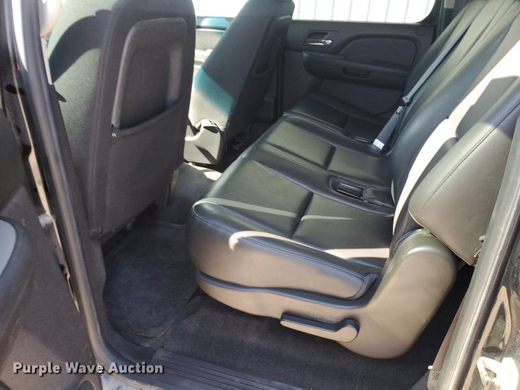 image for item KK9200 2014 Chevrolet Suburban 1500  SUV