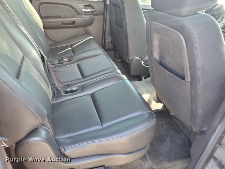 image for item KK9200 2014 Chevrolet Suburban 1500  SUV