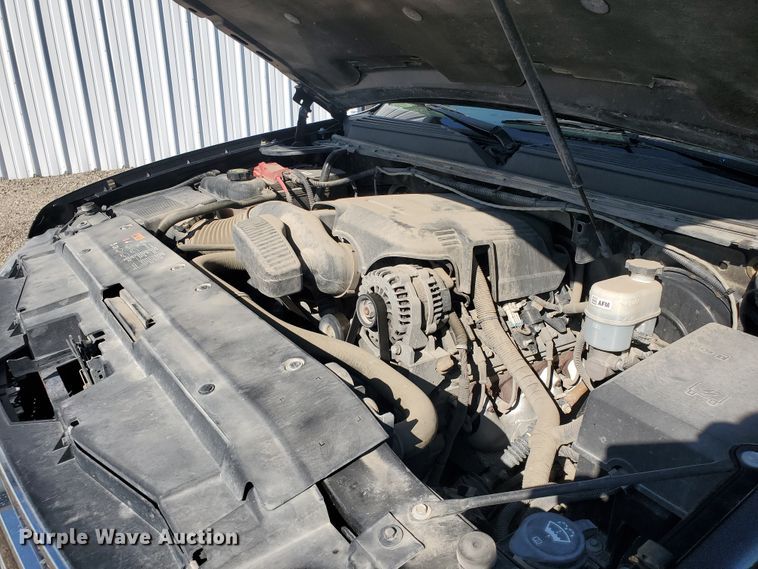 image for item KK9200 2014 Chevrolet Suburban 1500  SUV