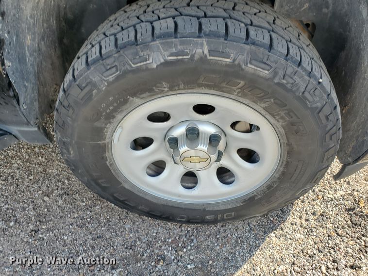 image for item KK9200 2014 Chevrolet Suburban 1500  SUV