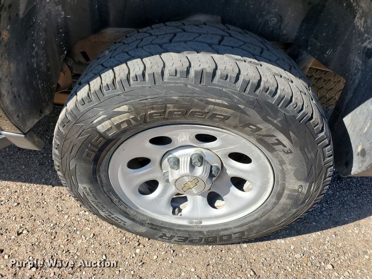 image for item KK9200 2014 Chevrolet Suburban 1500  SUV