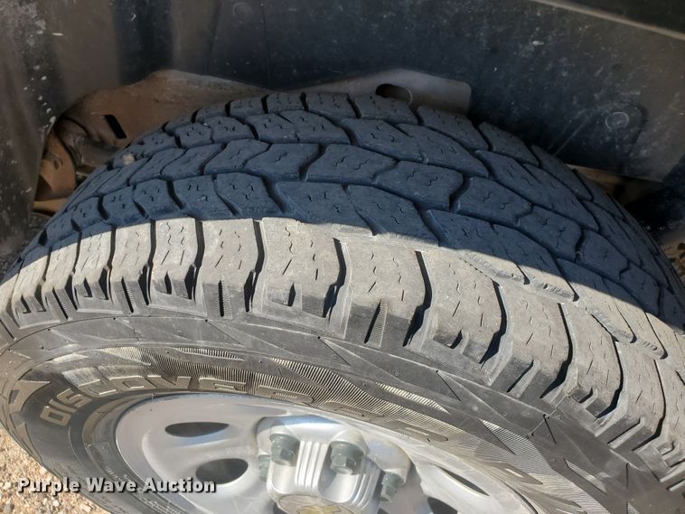 image for item KK9200 2014 Chevrolet Suburban 1500  SUV