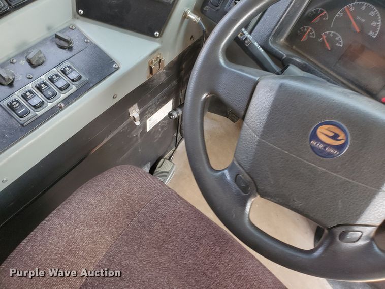 image for item KK9287 2008 Blue Bird Vision  school bus