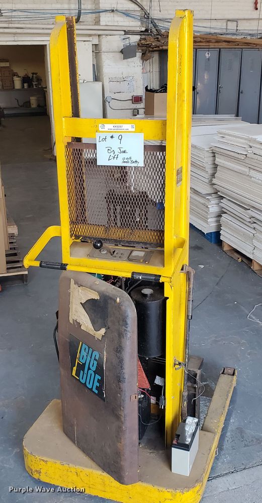 Big Joe 1518A6 order picker in Norton, KS Item KK9297 sold Purple Wave